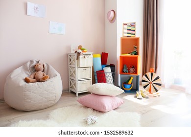 7,544 Beanbag chairs Images, Stock Photos & Vectors | Shutterstock