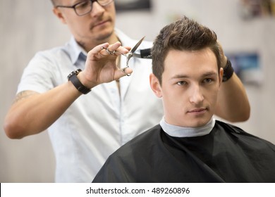 Imagenes Fotos De Stock Y Vectores Sobre Men Modern Haircut