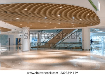 Interior Space Design of Shopping Centers