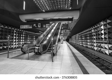 Interior Space Of Olympia-Einkaufszentrum U Bahn Station In Black And White, Munich, Germany - 31 Jan 2016: It Is The Terminus Of The U1 And U3 Lines Of The Munich U-Bahn System. 