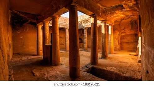 Imágenes Fotos De Stock Y Vectores Sobre 300 Bc Shutterstock