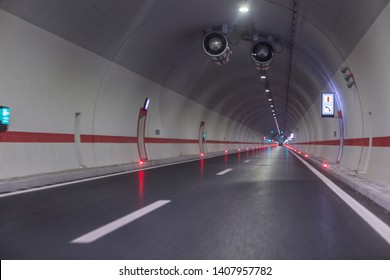 Interior Urban Tunnel Stock Photo 1407957782 | Shutterstock