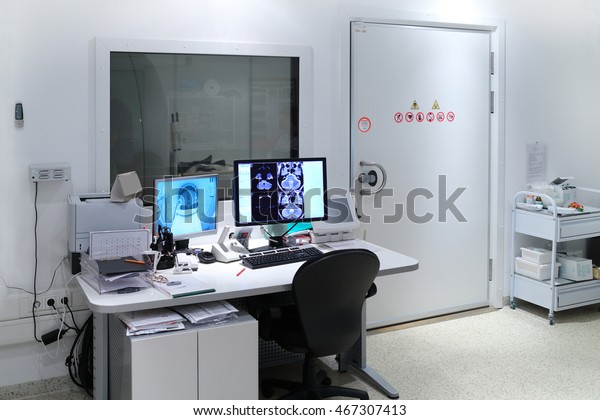 Interior Xray Control Room All Necessary Stockfoto Jetzt