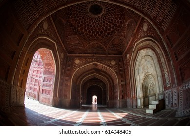  Interiors of Taj Mahal Mosque at Agra, India