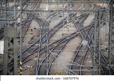 Interlocking rail top view
