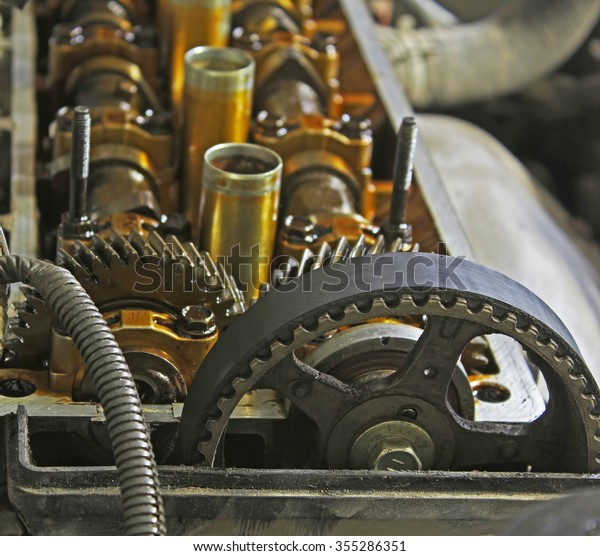 Internals Engine Under Valve Cover Stock Photo 355286351 Shutterstock