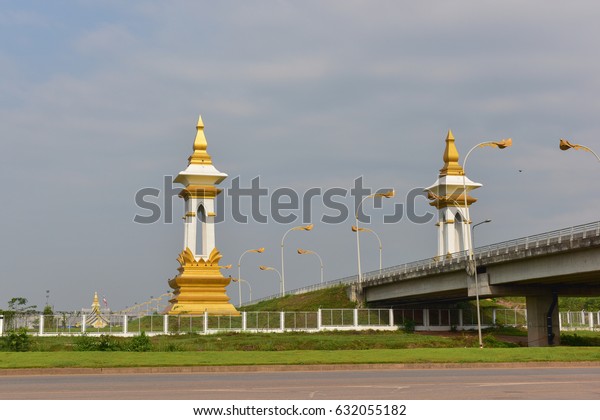 International express route between Thailand and\
Laos, Bridge over the Mekong\
River