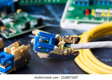 Internet Cable Crimp Cat 6 Connector Stock Photo 2168873287 | Shutterstock