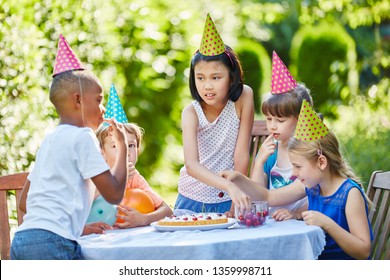 3,212 Diversity children birthday Images, Stock Photos & Vectors ...