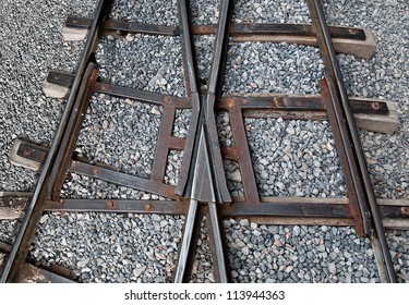 Intersection track of railroad train