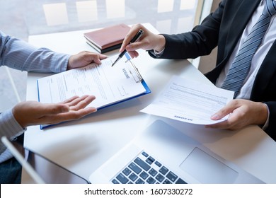 Interview the job and hiring, men candidate at job interview explaining about his profile to business manager in modern office space. Business consulting or employment concept