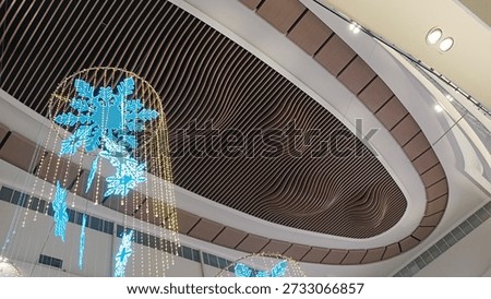 Interweaving Patterns of Wood and Light