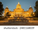 The Iowa State Capitol building in downtown Des Moines, Iowa. (7799)