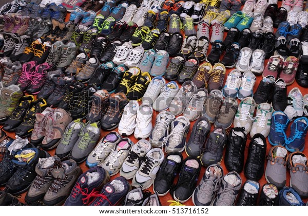Ipoh,\
Malaysia - 2 November 2016 : Old and vintage pre-loved shoes on\
sale at Ipoh\'s Loken Market or Ipoh Memory Lane. \
