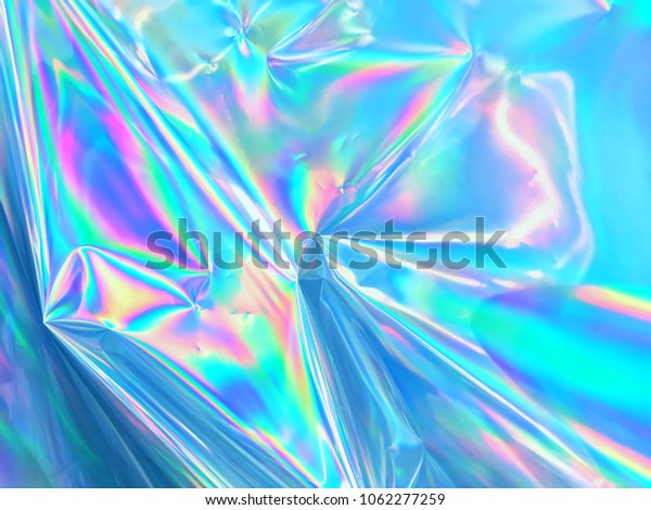 虹色ホログラフィックの金属グラデーションメッシュのしわとフォイル パステルカラー の写真素材 今すぐ編集