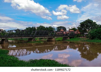 Iron Bridge Is A Small Bridge And To Be  Latent Romance Place With A Touch Of History. Which The Car Travels Well Too. To Be A Place Where Many Tourists Visit The Shutter Is Always Played.