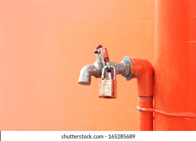 Iron Faucet Water With Lock 