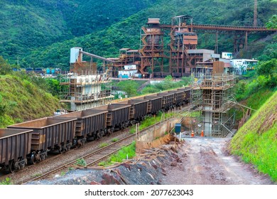 Iron ore train, loading center