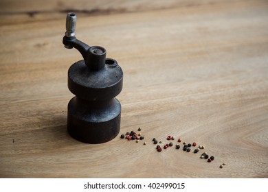 Iron pepper pot with colorful pepper
