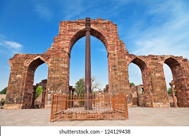 Iron Pillar, New Delhi, India