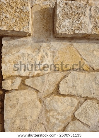 Irregular Yellow Riyadh Lime Stone with Geometric Edge Stones in Saudi Arabia
