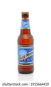 IRVINE, CA - January 11, 2013: A 12 Ounce Bottle Of Blue Moon Belgian White Ale. Blue Moon Brewing Co. Is A Part Of Tenth And Blake Beer Company.