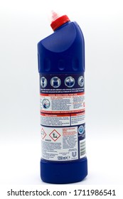 Irvine, Scotland, UK - April 08, 2020:  One Bottle Of Domestos Branded Bleach In Recyclable Plastic Bottle And Cap. Rear Label Contains Relevant Medical Information And Symbols.