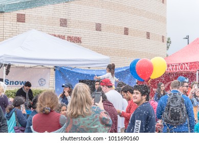 IRVING, TX, US-JAN 27, 2018: 2nd Annual Frost Fest At Cimarron Park. A Free Winter Festival Offering Family Fun Activities. Diverse People, Crowded Enjoy Complimentary Snow Play Area With Fresh Snow