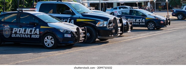 Isla Cozumel Mexico 212022 Police Car Stock Photo 2099710102 | Shutterstock