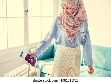 Islamic woman preparing to travel