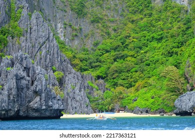 Island Hopping In The Philippines.