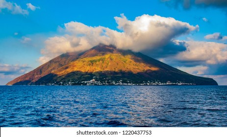 Stromboli Images Stock Photos Vectors Shutterstock