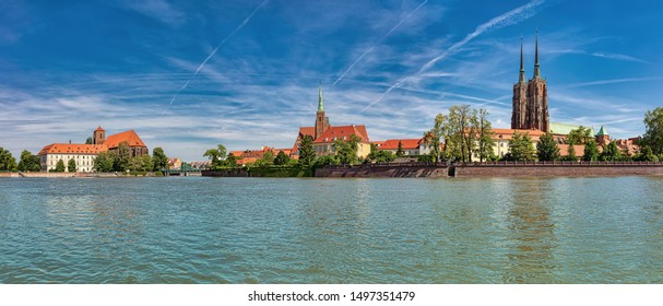 Island Tumski and Odra River in Wroclaw