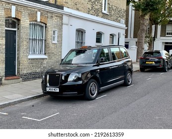 Islington, England, UK August 21, 2022 London Electric Black Cab Parked On The Side Of The Road