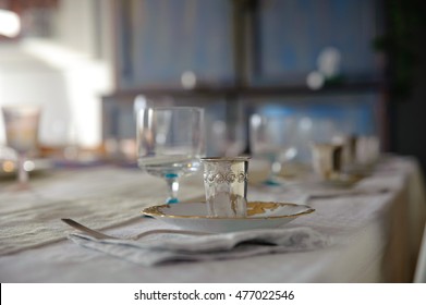 Israel Pesach seder traditional table