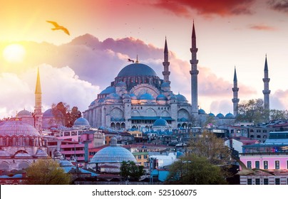 Стамбул столица Турции, восточный туристический город.