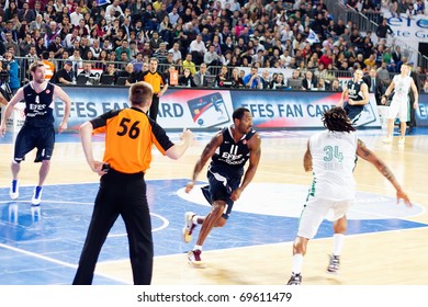 ISTANBUL - JANUARY 20: Bootsy Thornton (11) In Action At THY Euroleage Top 16 Championship Basketball Game Efes Pilsen Vs Montepaschi Siena January 20, 2011 In Istanbul