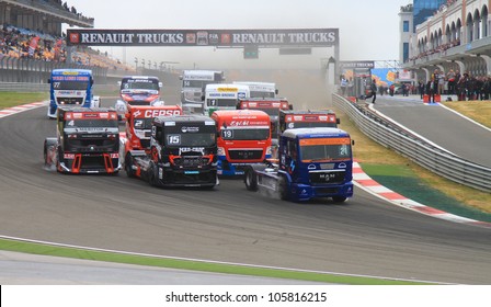 ISTANBUL - MAY 13: Mass start of fourth race at 2012 FIA European Truck Racing Championship, Istanbul Park on May 13, 2012 in Istanbul, Turkey.