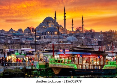 Istanbul, Turkey - 01 22 2019: Fatih District With The Süleymaniye Mosque And The Eminönü Square With Traditional Boats 