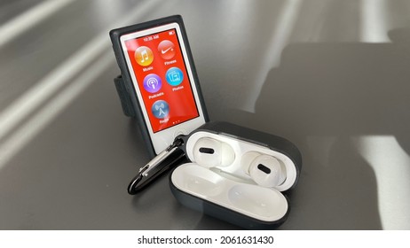 Istanbul, Istanbul Turkey - 10 21 2021: Apple IPod Nano 4 Apple AirPods Pro