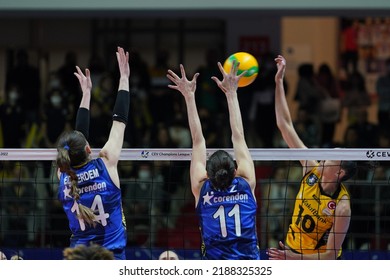 ISTANBUL, TURKEY - APRIL 06, 2022: Eda Erdem Dundar And Naz Aydemir Akyol In Action During Fenerbahce Opet Vs Vakifbank CEV Champions League Volley Semi Final Match In Vakifbank Sport Hall