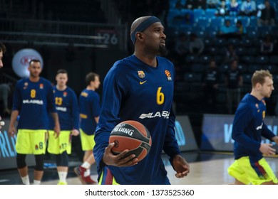 ISTANBUL / TURKEY - APRIL 17, 2019: Chris Singleton During Turkish Airlines EuroLeague 2018-19 Play-Off Game 1 Anadolu Efes Vs Barcelona Lassa At Sinan Erdem Dome.