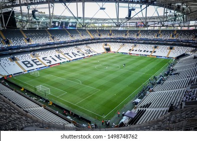 Vodafone Arena Imagenes Fotos De Stock Y Vectores Shutterstock