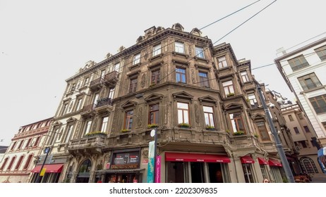 Istanbul Turkey, August 28, 2022:  Tunnel Passage Office Building An Historical Building Located In Beyoglu District, European Side Of The City ( Tünel Geçidi İş Hanı, Asmalı Mescit, Beyoğlu)