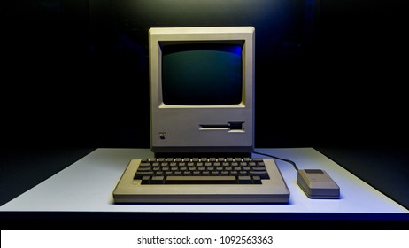 Istanbul, Turkey - February 2016: Old Original Apple Mac Computer With Keyboard On Display In Istanbul, Turkey, In Digital Revolution Exhibition