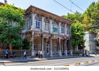 ISTANBUL, TURKEY - JULY 05, 2018: View Of The Historical Building Of The Fatih Sultan Mehmet Vakıf University Prof. Dr. Fuat Sezgin On The Alemdar Street In Fatih District.