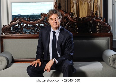 ISTANBUL, TURKEY - July 20, 2015: Dr. Mehmet Oz Made In The Press Conference In Istanbul. He Said The Use Of Weight Loss Drugs