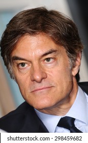 ISTANBUL, TURKEY - July 20, 2015: Dr. Mehmet Oz Made In The Press Conference In Istanbul. He Said The Use Of Weight Loss Drugs