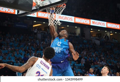 ISTANBUL / TURKEY - MARCH 20, 2019: Bryant Dunston Dunks During EuroLeague 2018-19 Round 27 Basketball Game Anadolu Efes Vs CSKA Moscow At Sinan Erdem Dome