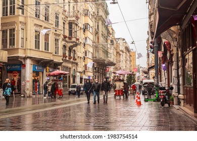 rua de comercio popular images stock photos vectors shutterstock